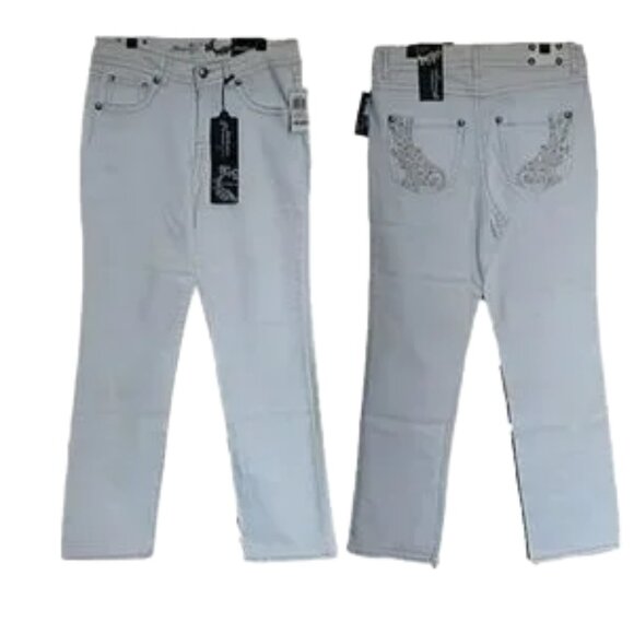 Style & Co. White Straight Leg Jeans with Embroidered Pockets - Size 6 - Picture 7 of 8